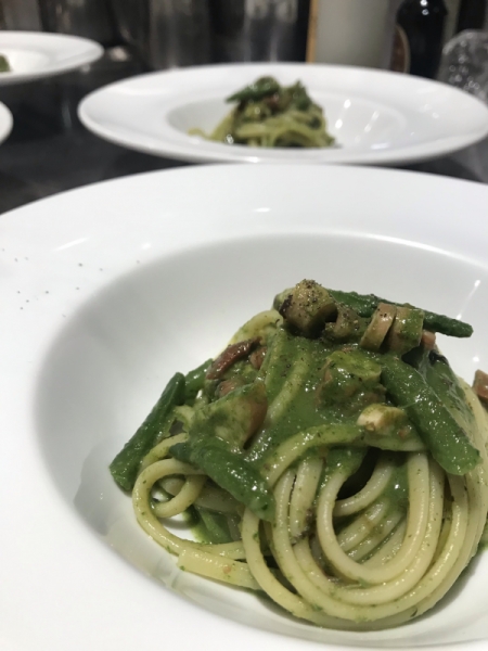タコとインゲン豆のジェノバ風リングイネ